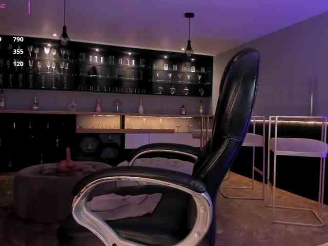 RoxanneHill RoxanneHill