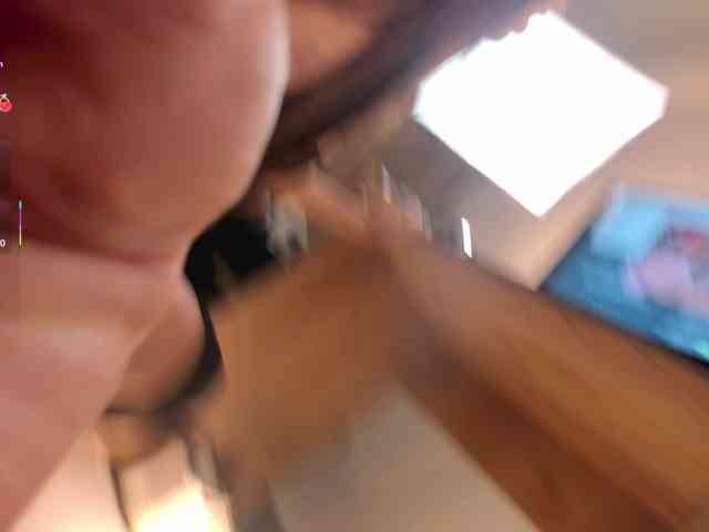 RoxanneHill webcam