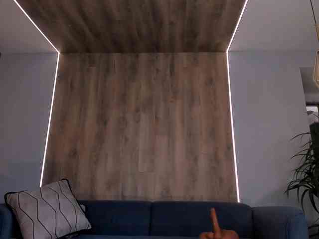 RoxanneHill webcam