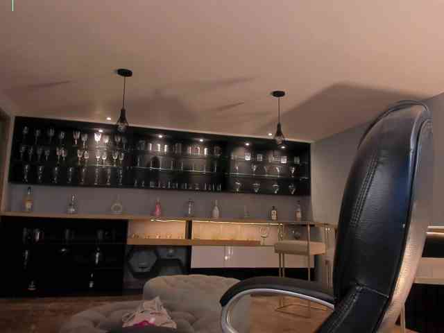 RoxanneHill webcam
