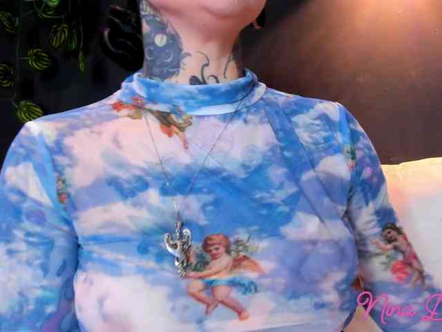 NinaDanger webcam