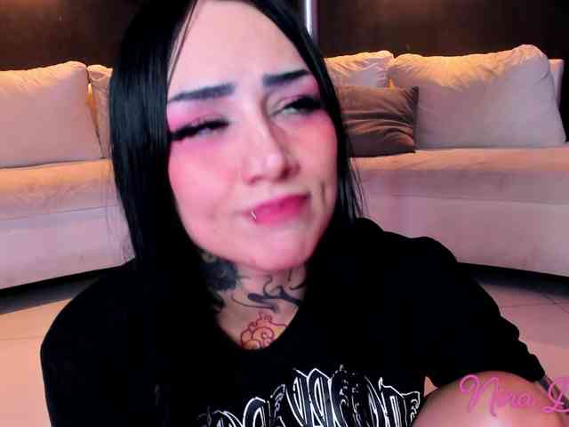 NinaDanger webcam