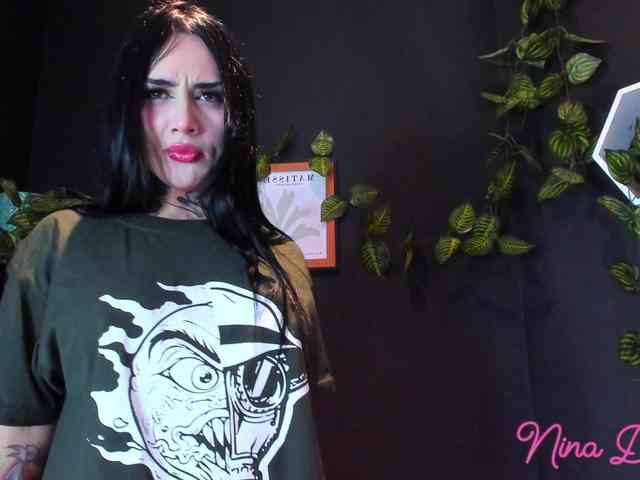 NinaDanger webcam