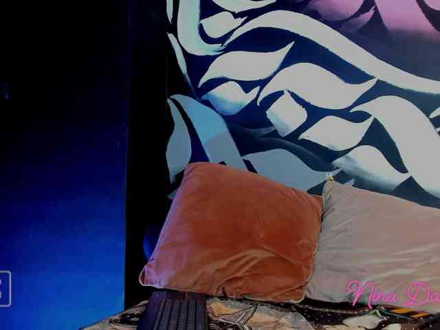 NinaDanger webcam