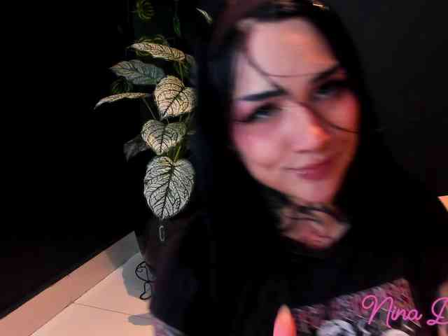 NinaDanger webcam