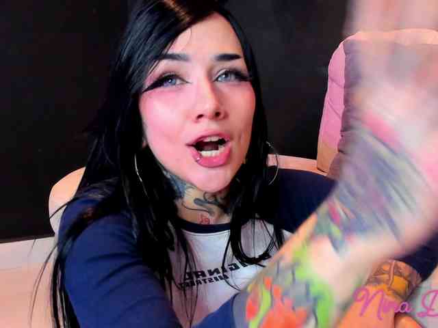 NinaDanger webcam