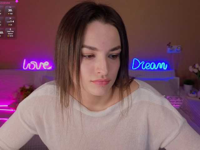 Camilla-One's BongaCams show and profile
