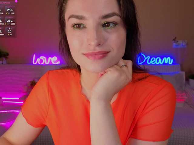 Camilla-One's BongaCams show and profile