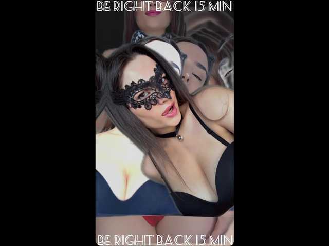 Camilla-One's BongaCams show and profile