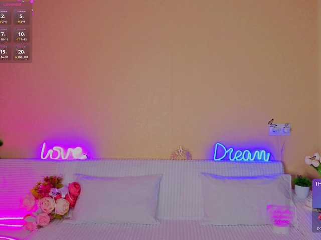 Camilla-One's BongaCams show and profile