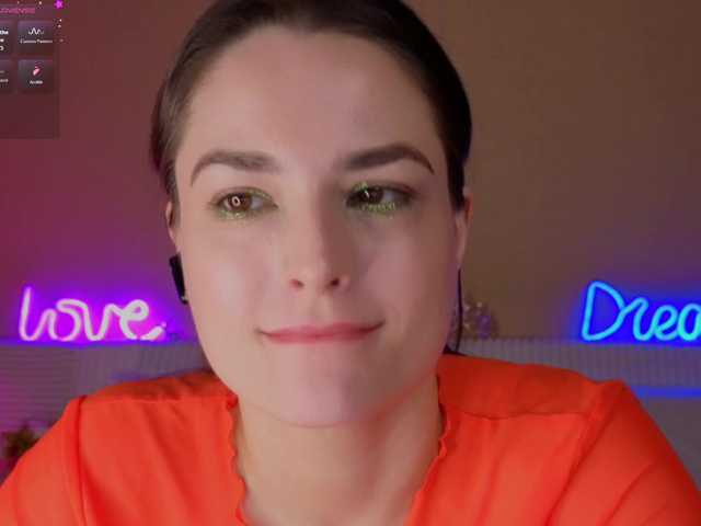 Camilla-One's BongaCams show and profile