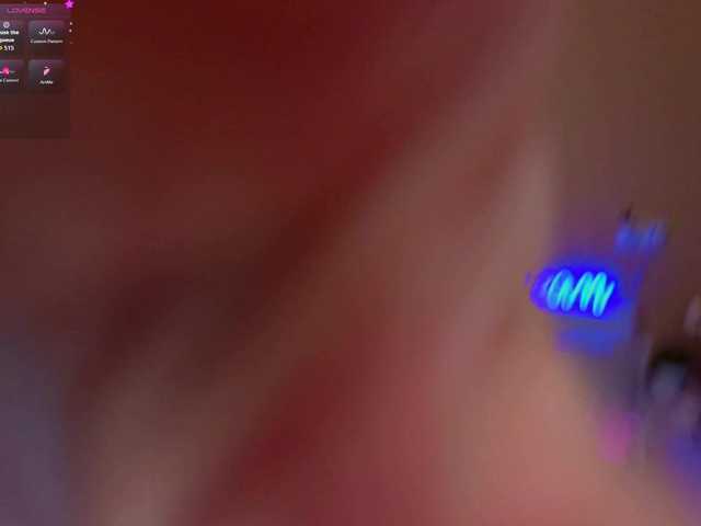 Camilla-One's BongaCams show and profile