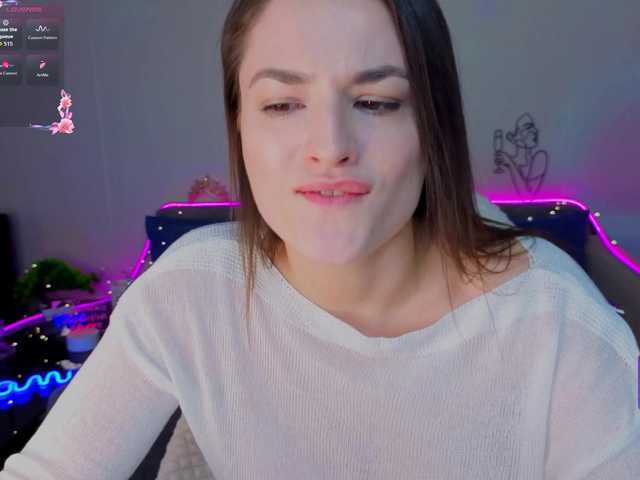 Camilla-One's BongaCams show and profile