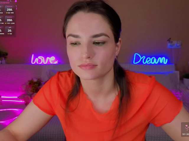 Camilla-One's BongaCams show and profile