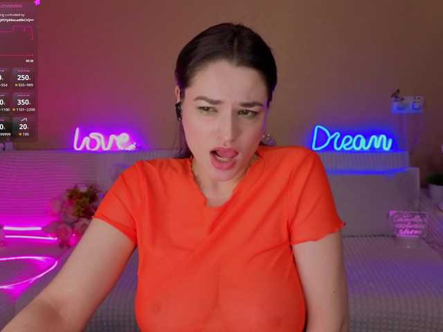 Camilla-One's BongaCams show and profile