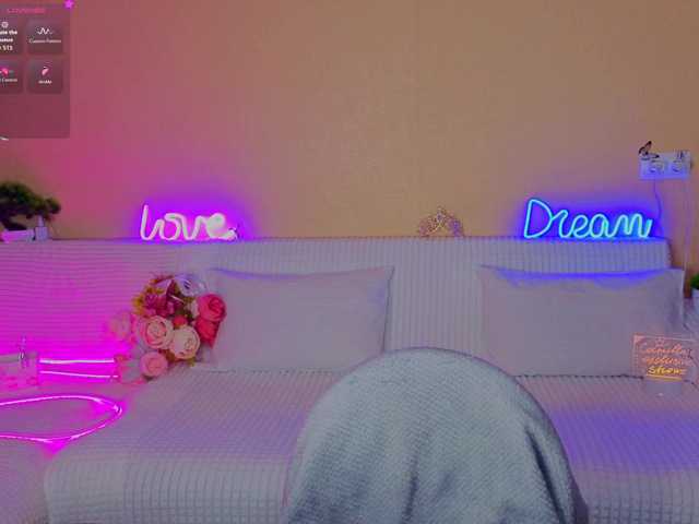 Camilla-One's BongaCams show and profile