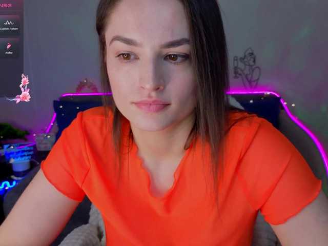 Camilla-One's BongaCams show and profile