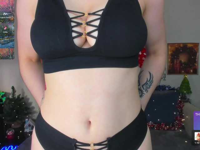 Camilla-One's BongaCams show and profile