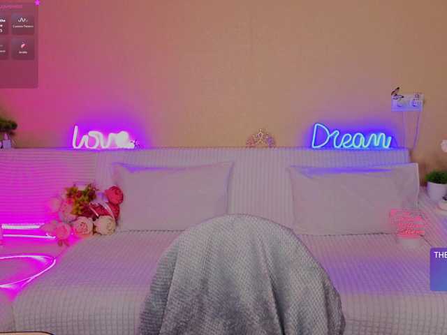 Camilla-One's BongaCams show and profile