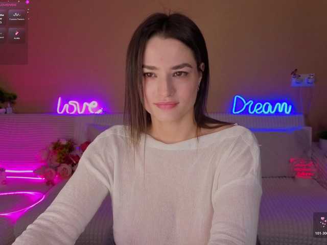 Camilla-One's BongaCams show and profile