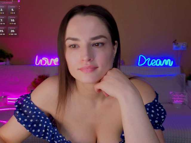 Camilla-One's BongaCams show and profile