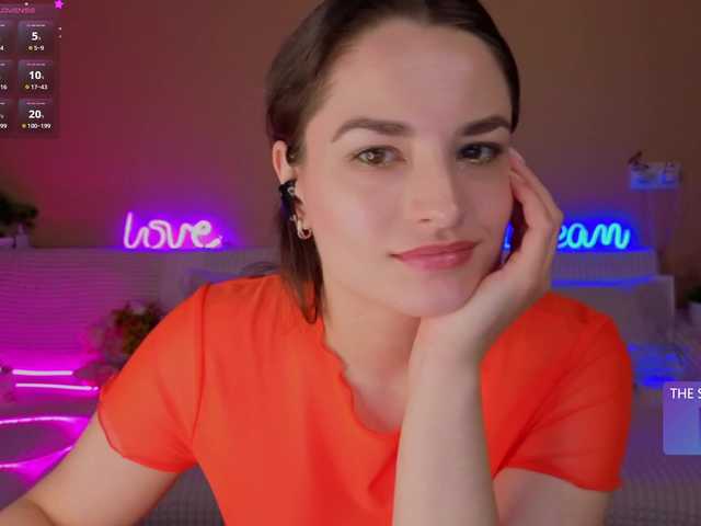 Camilla-One's BongaCams show and profile