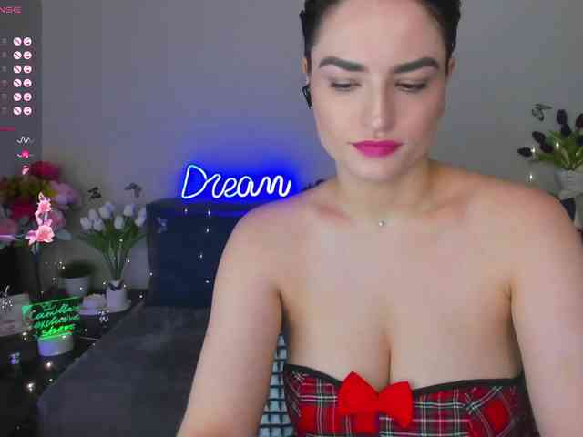 chat with online Camilla-One