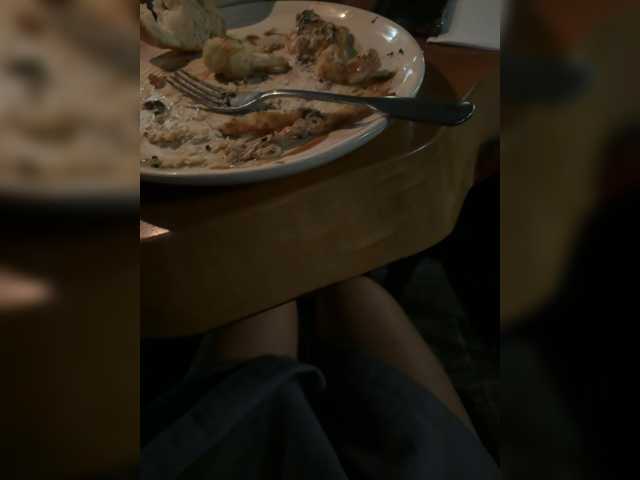 le modèle Ekaterina2221 est en webcam porno dans un show sur le site bongacams, il possède les tags suivants: White/Caucasian,Brunette,Trimmed