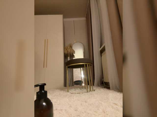 Ekaterina2221 webcam