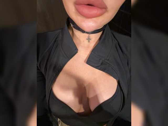 aniram2221's BongaCams show and profile