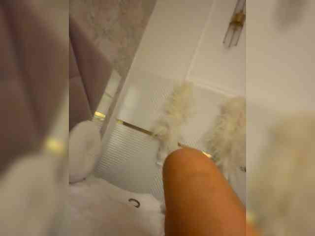 Ekaterina2221 webcam