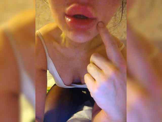 Ekaterina2221 webcam