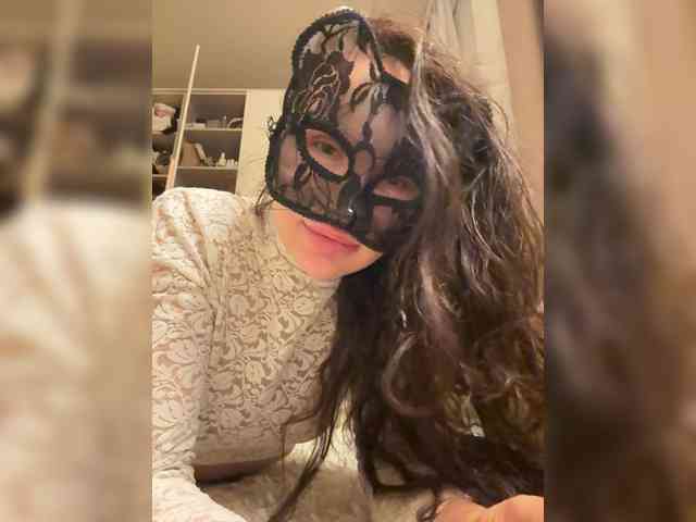 Ekaterina2221 webcam