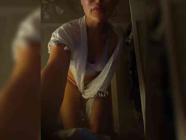 Ekaterina2221 webcam