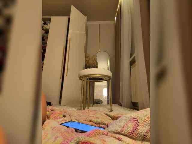 Ekaterina2221 webcam