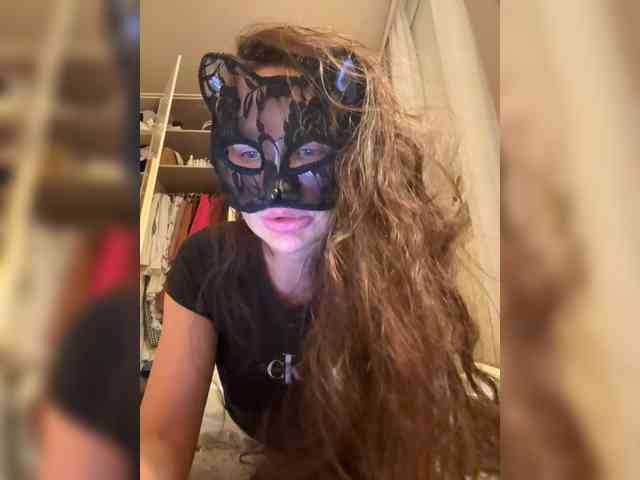 Ekaterina2221 webcam