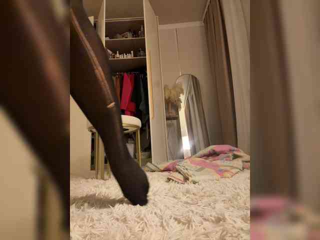 Ekaterina2221 webcam