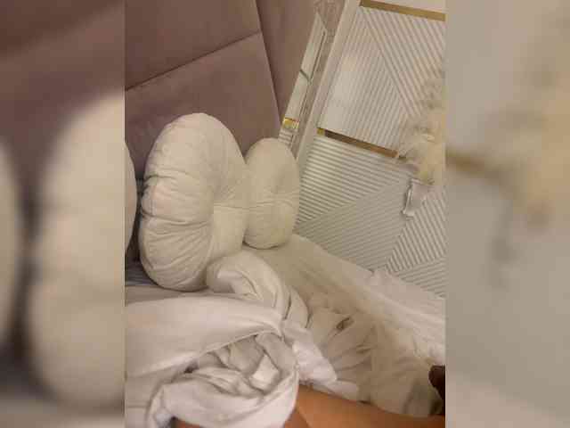 Ekaterina2221 webcam