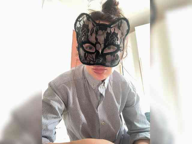 Ekaterina2221 webcam