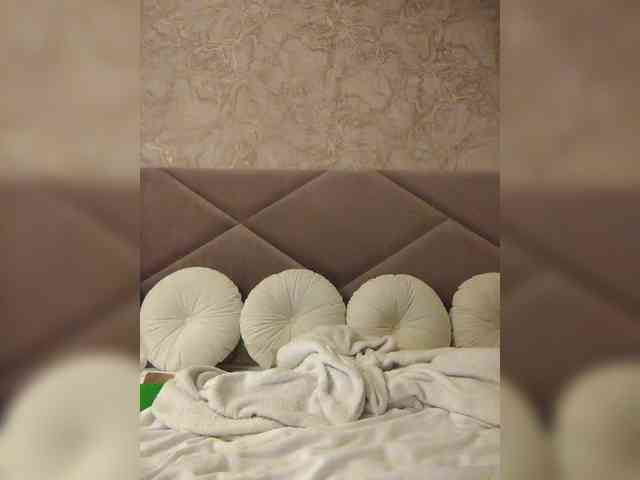 Ekaterina2221 webcam