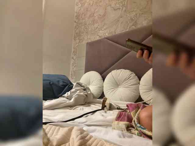 Ekaterina2221 webcam