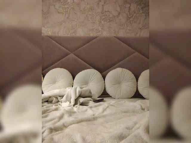 Ekaterina2221 webcam