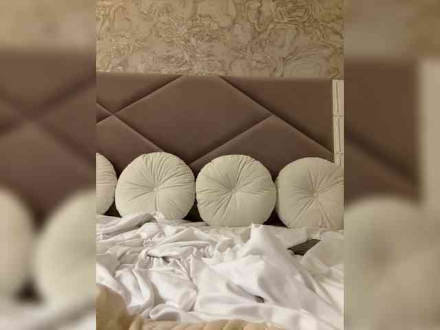 Ekaterina2221 webcam