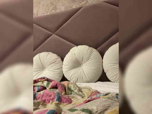 Ekaterina2221 webcam