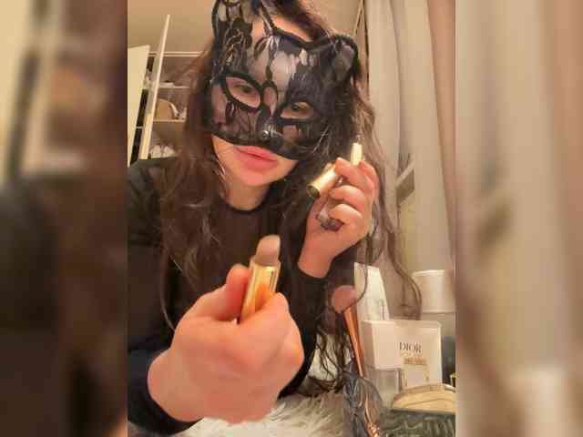 Ekaterina2221 webcam