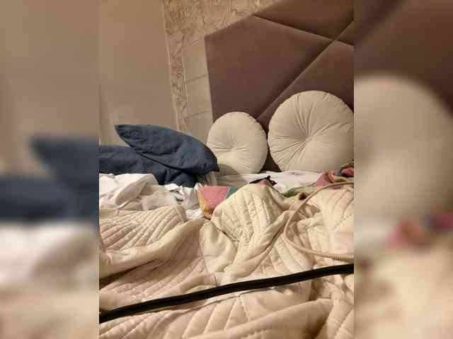 Ekaterina2221 webcam