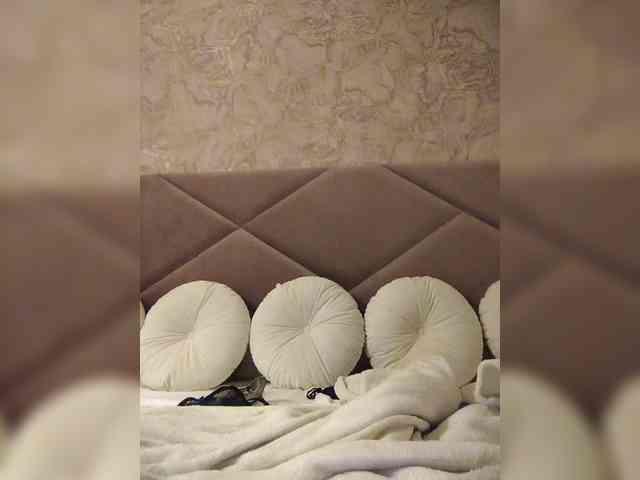 Ekaterina2221 webcam