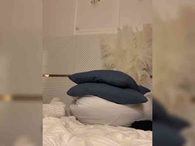 Ekaterina2221 webcam