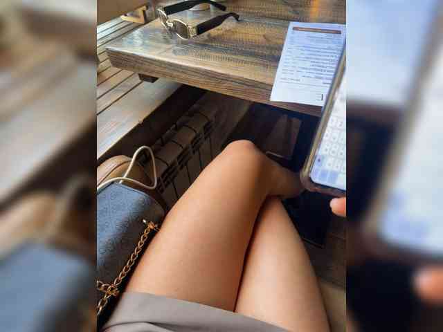 Ekaterina2221 webcam