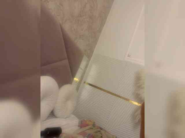 Ekaterina2221 webcam